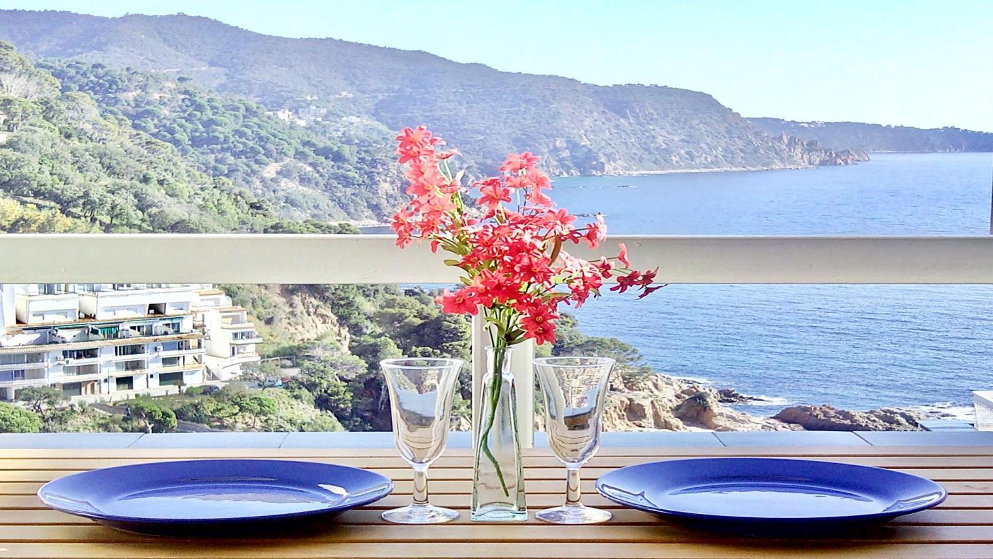 ⭑ Sea Views + Private Beach. What Else? ⭑ Tossa de Mar Eksteriør billede